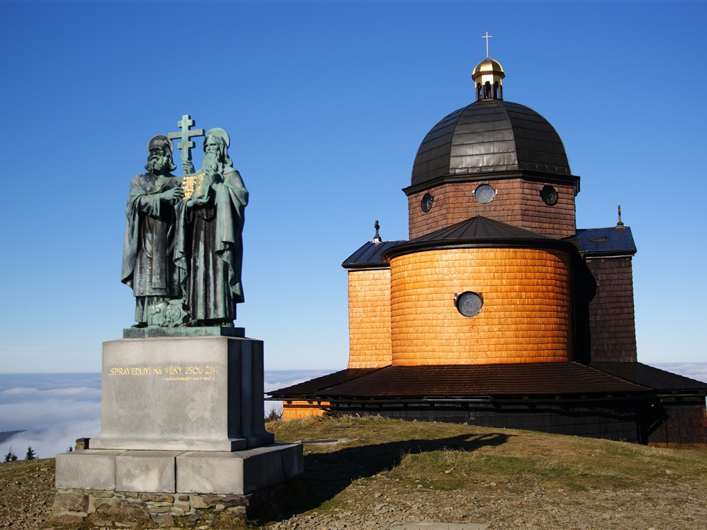Za Beskydským Radhoštěm a do Skanzenu
