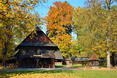 Za Beskydským Radhoštěm a do Skanzenu