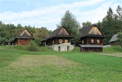 Za Beskydským Radhoštěm a do Skanzenu