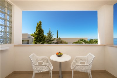 Medora Auri Family Beach Resort