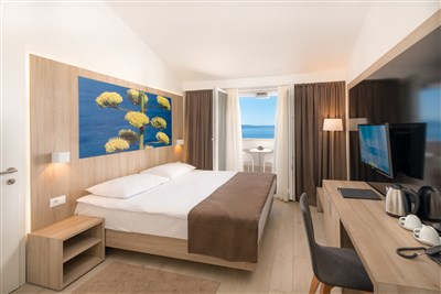 Medora Auri Family Beach Resort