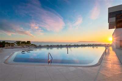 Medora Auri Family Beach Resort