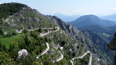 Lago di Garda - sever, Monte Baldo a Tremalzo