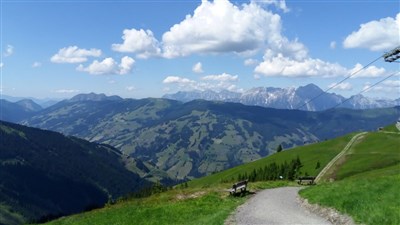 Taurská cyklostezka, Krimmelské vodopády a Grossglocknerstrasse