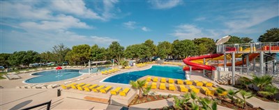 Jaro u moře autem - Lanterna Resort