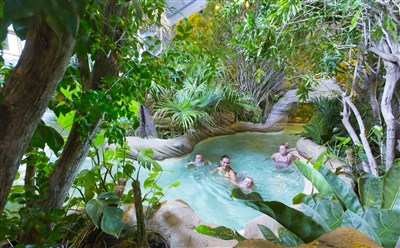 Avoriaz/Les Portes du Soleil – Le Téléphérique - Aquariaz v Avoriazu -aquapark