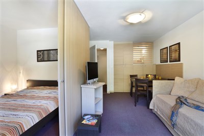 Val d’Allos/Pra Loup – Les Chalets du Verdon - interiér rezidence Les Chalets du Verdon - typové foto