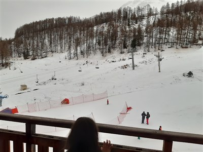 Les Orres – Les Terrasses du Soleil d'Or, Le Parc des Airelles - pohled na sjezdovku z rezidence Le Parc des Airelles