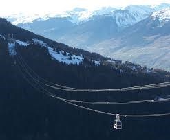 Les Arcs/Vallandry – Paradiski – no name rezidence - Vanoise Express spojující Les Arcs a La Plagne - dvojpatrová kabina