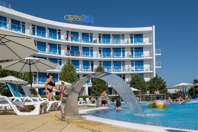 All Inclusive Hotel Queen Nelly