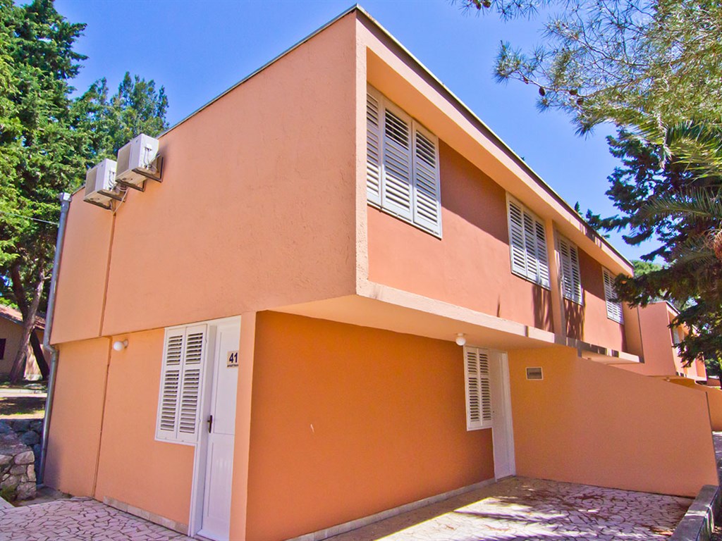 Suha Punta Residence