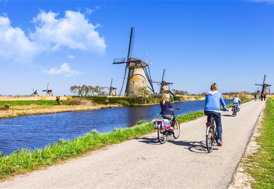 Holandsko - země sýrů, mlýnů a grachtů