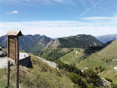 Lago di Garda - sever, Monte Baldo a Tremalzo